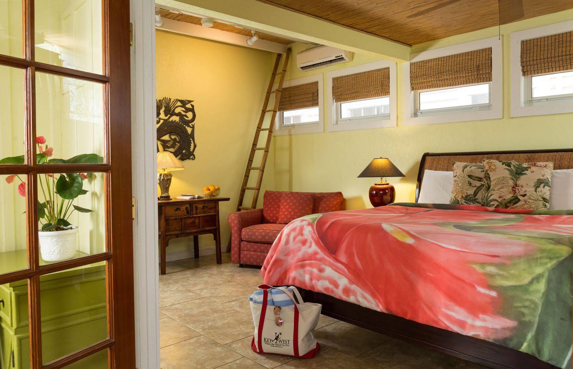 Tropical Inn Key West Bagian luar foto
