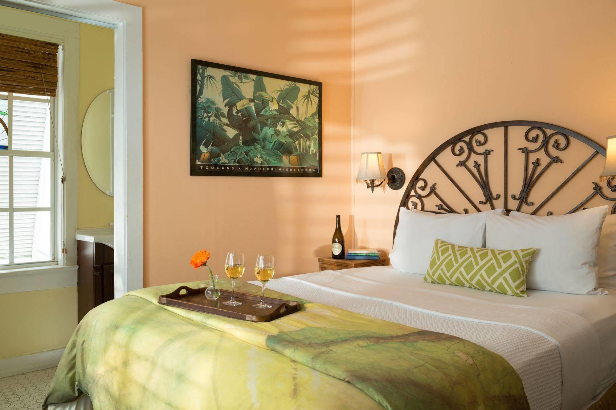 Tropical Inn Key West Bagian luar foto