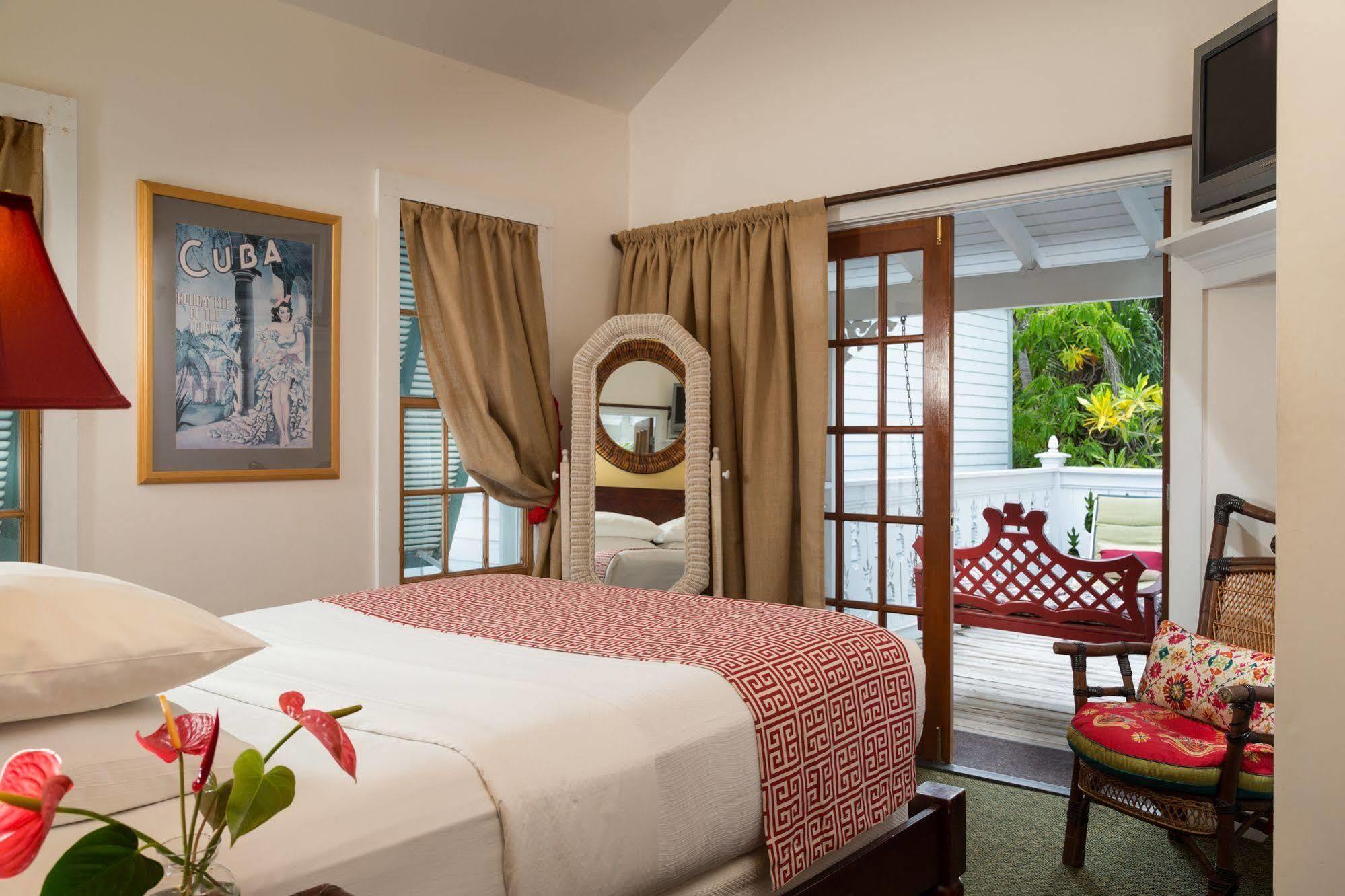 Tropical Inn Key West Bagian luar foto