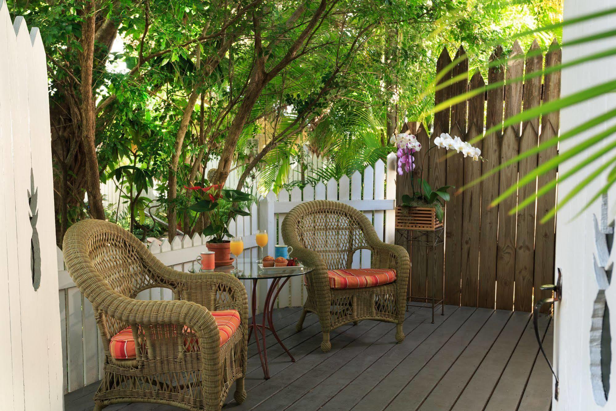 Tropical Inn Key West Bagian luar foto